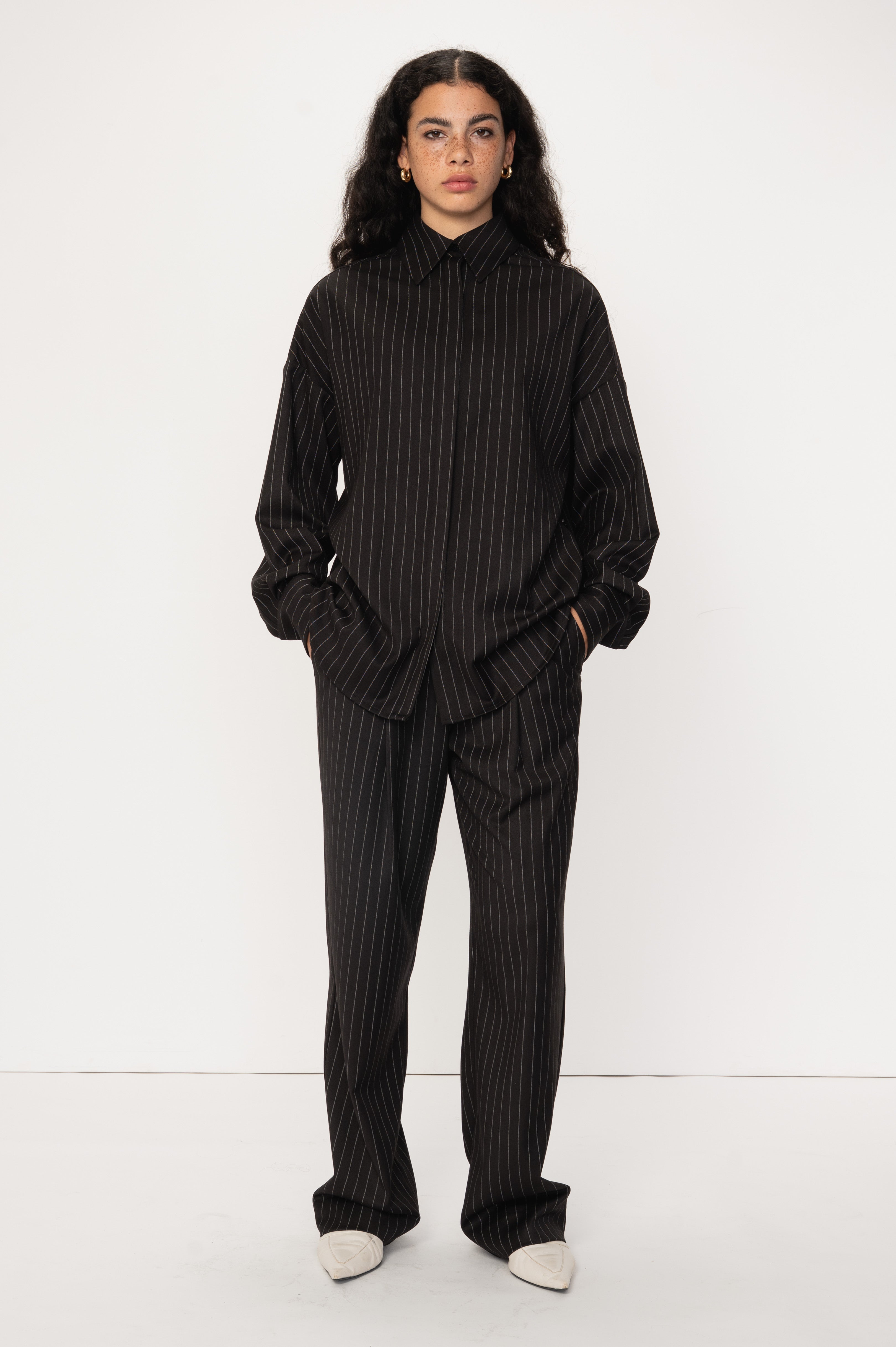 VIVEH Thuban top in Black Pinstripe – back view