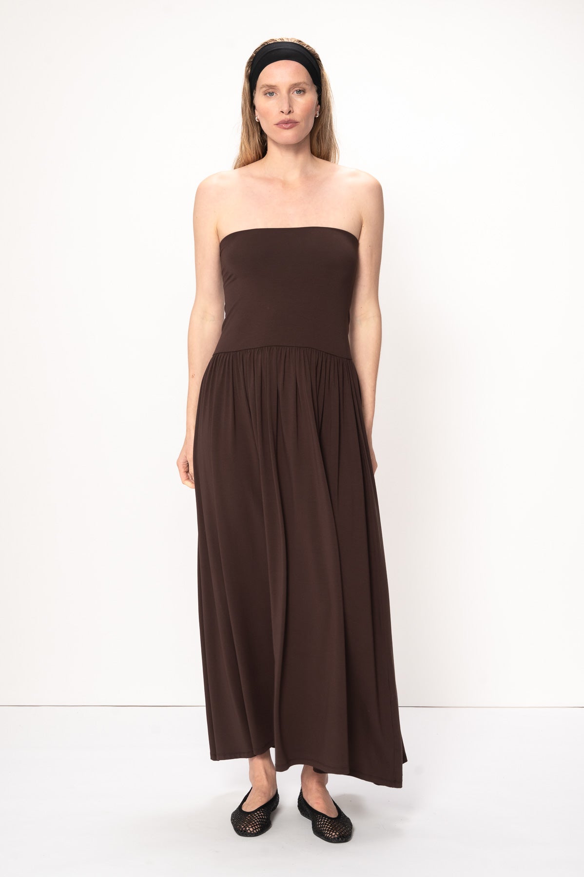 VIVEH Petunia skirt in Coconut Milk – styled view