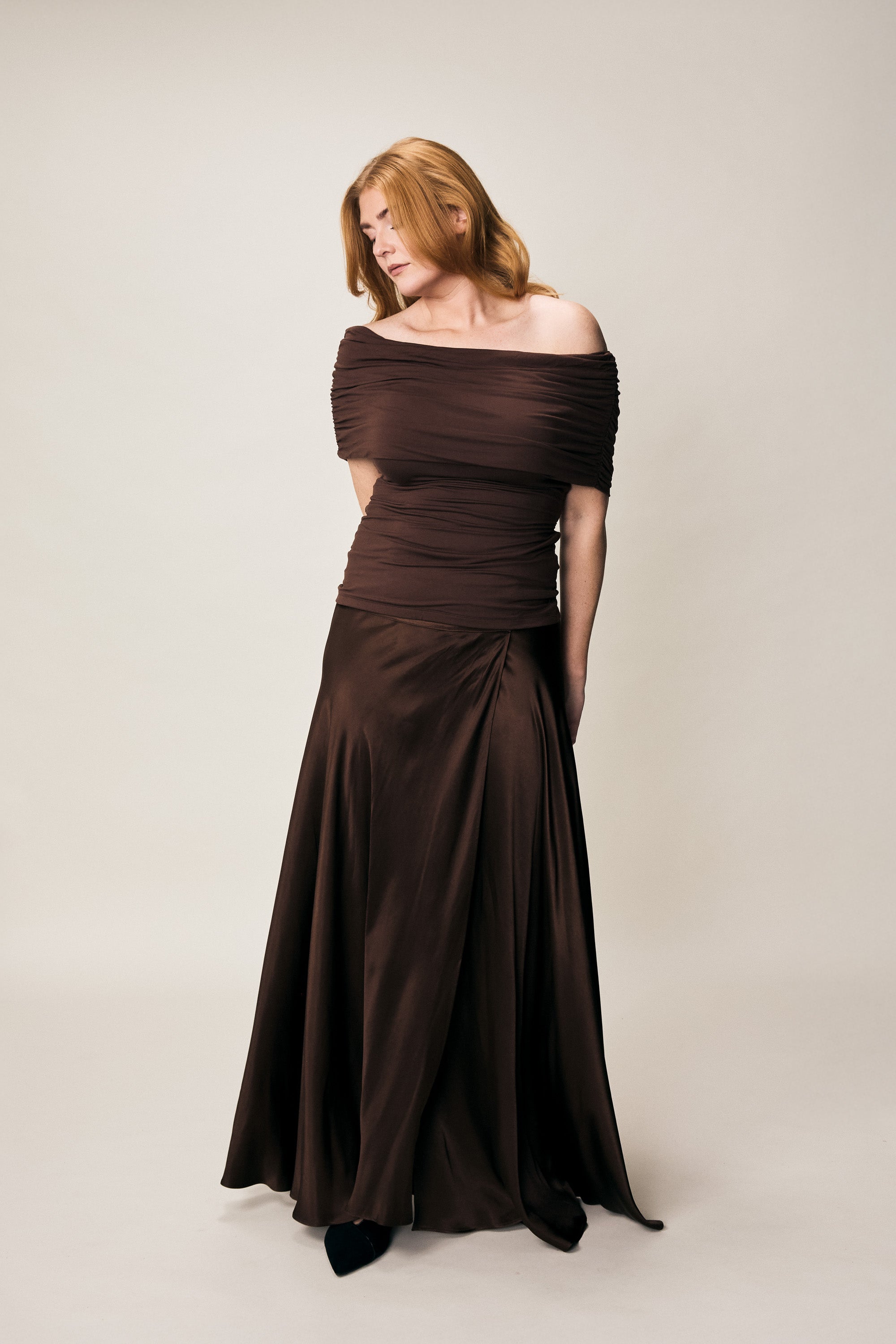 VIVEH Hazel skirt in Walnut – back view