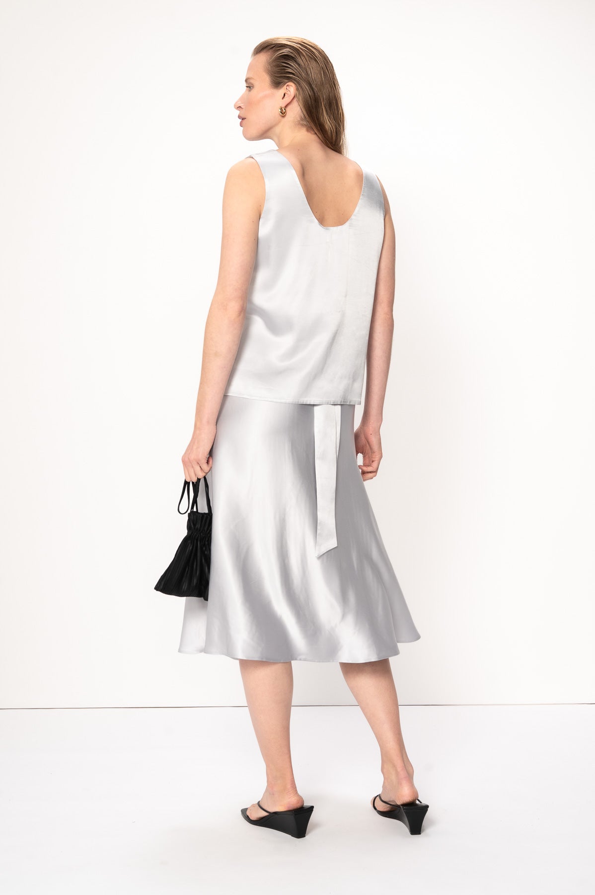 VIVEH Veya skirt in Champagne – styled view
