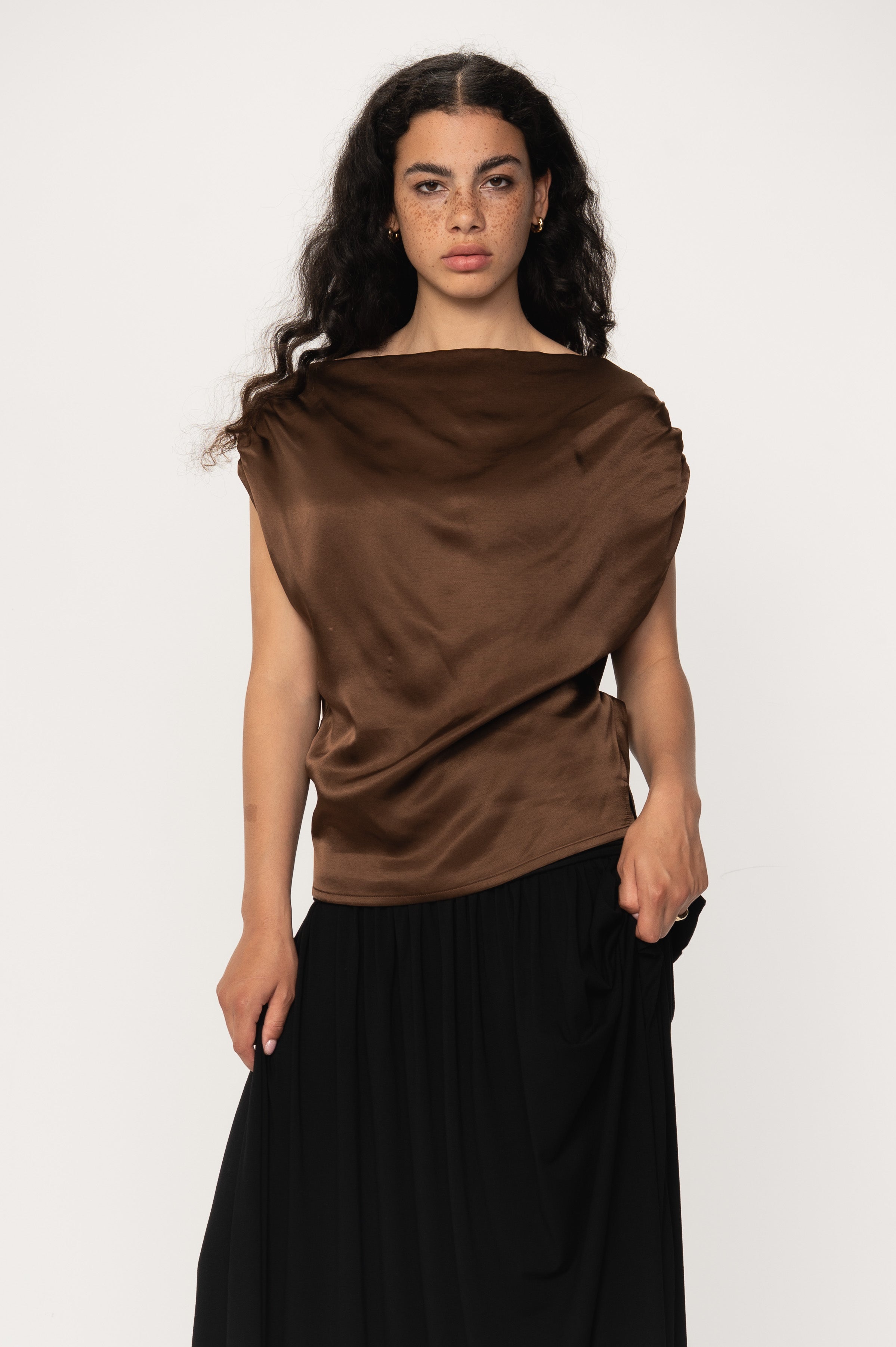 VIVEH Adhara top in Champagne – styled view