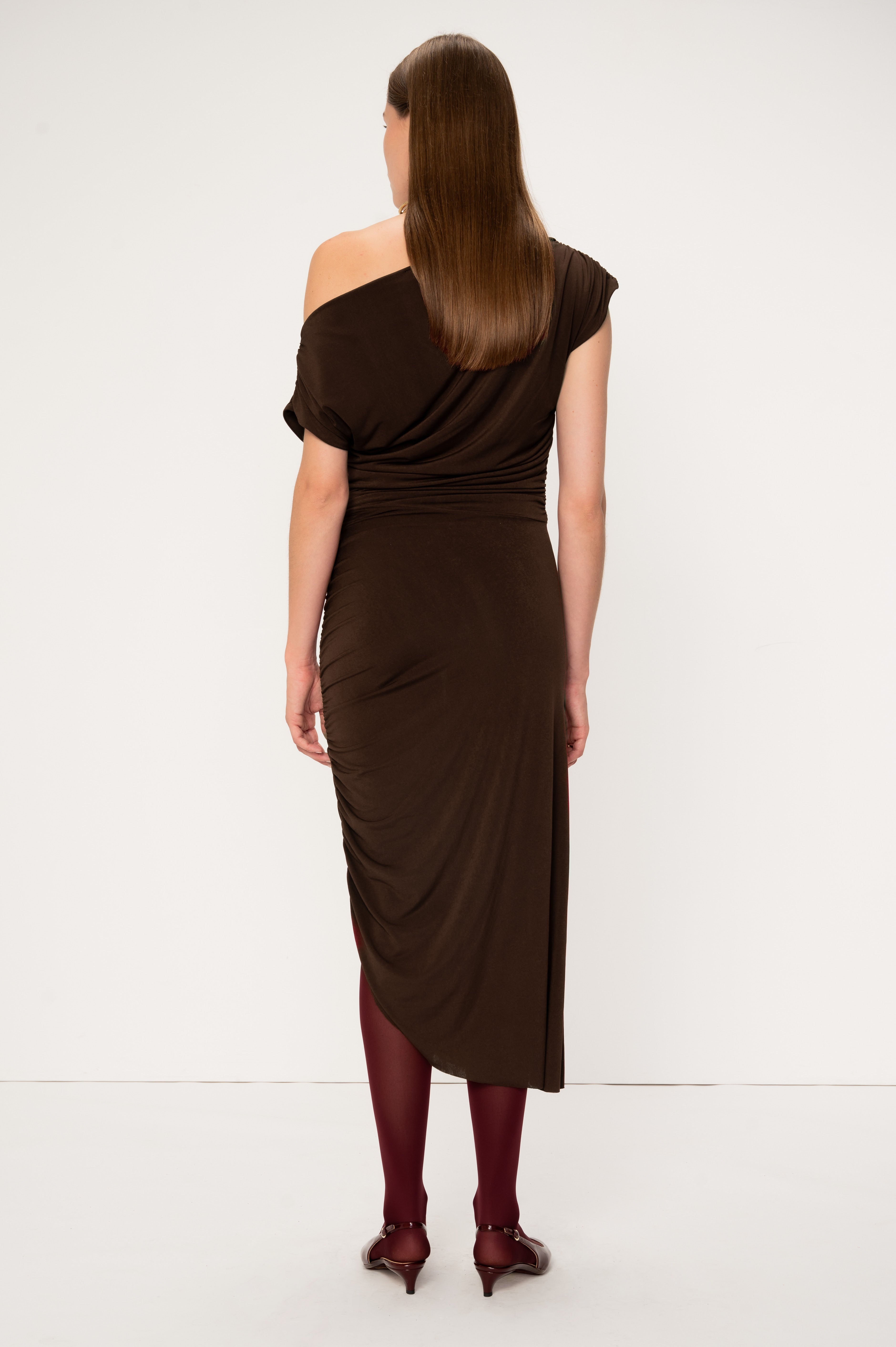 VIVEH Columbine dress in Mocha – '- asymmetrical maxi dress with sleek fit – front view