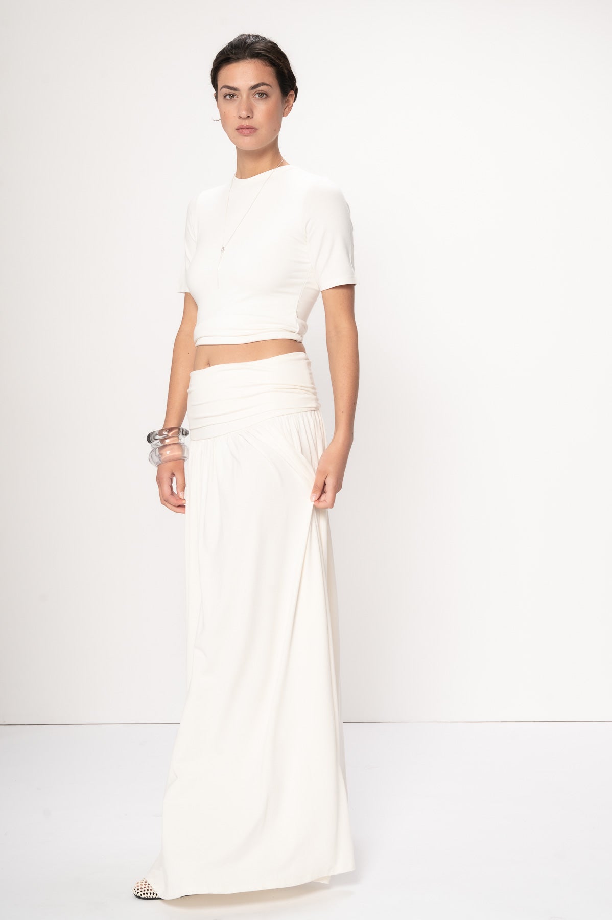 VIVEH Petunia skirt in Black – back view